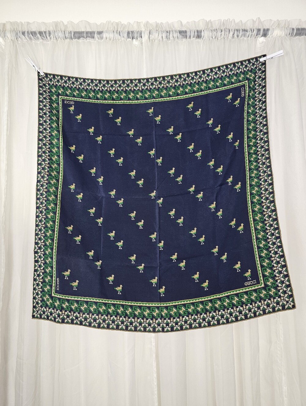 GUCCI Rare Vintage Duck Bird Print Square Scarf Carre - Navy & Green